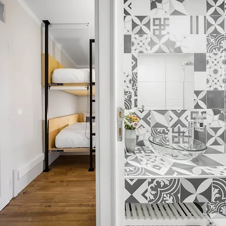 Penedo Da Saudade & *