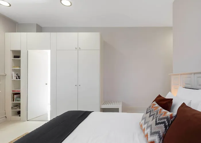 بيت شباب Penedo Da Saudade &