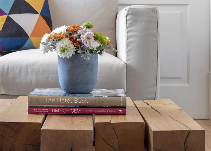 Penedo Da Saudade & بيت شباب *