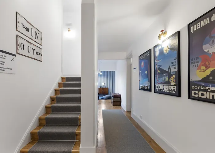 Penedo Da Saudade & بيت شباب كويمبرا