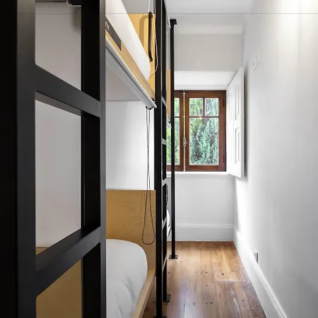 Penedo Da Saudade & *